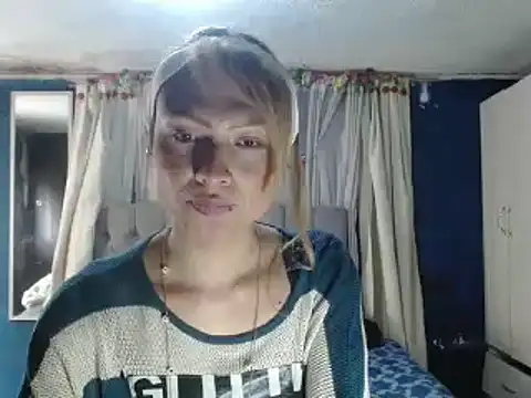 Snapshot of skarleth_hot21 chatting on October 13, 8:00 pm skarleth hot21 online show from October 13, 8:00 pm