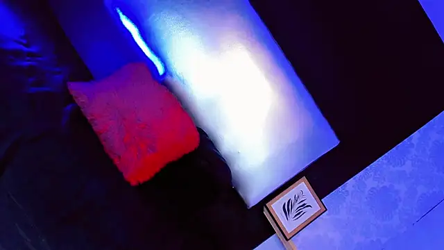 daniela dolls online show from November 27, 11:35 am