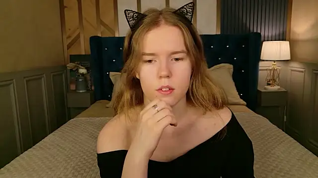 Alida Brice online show from June 25, 5:34 am