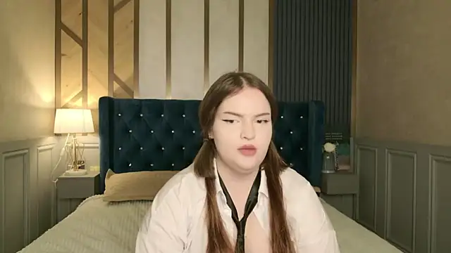 Snapshot of Vanessa_Rise chatting on October 3, 9:20 pm Vanessa Rise online show from October 3, 9:20 pm