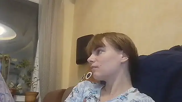 Snapshot of Loriven chatting on October 15, 6:32 pm Loriven online show from October 15, 6:32 pm