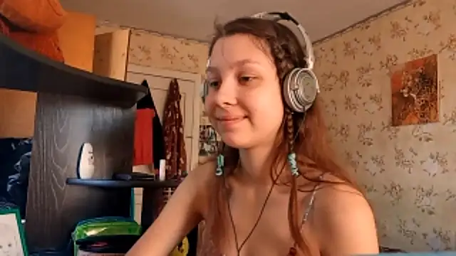 QutieDaSweet online show from October 1, 6:51 am