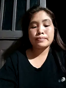 Luyen004 online show from April 23, 12:51 pm
