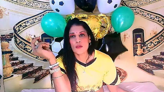 IndianSexcSmyle online show from July 17, 6:11 pm