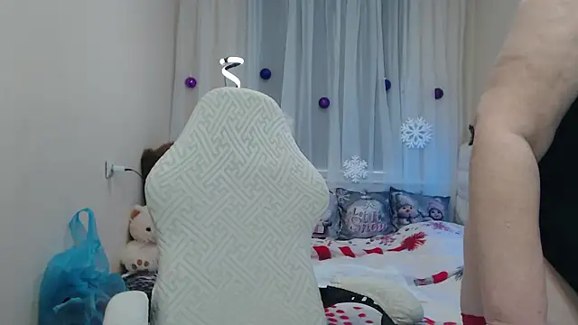 EmmaEllison online show from November 26, 7:20 am