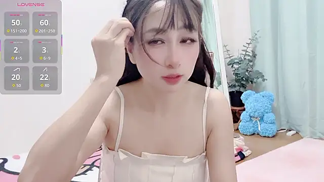 Snapshot of RIjiejie2 chatting on October 5, 2:55 pm RIjiejie2 online show from October 5, 2:55 pm