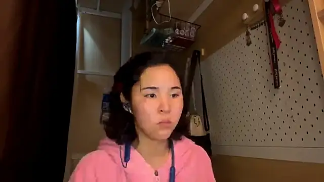 JennyCarpenter online show from May 6, 5:22 am