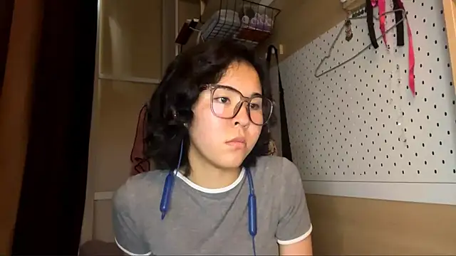 JennyCarpenter online show from May 13, 9:48 am