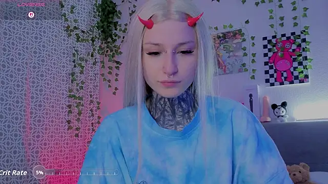 LilithPoison online show from August 6, 9:11 pm