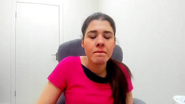 Joannia online show from February 7, 8:51 am