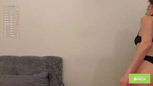 vanessa one  online show from December 3, 1:13 pm