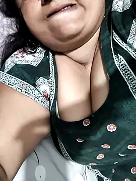 Mmm143 online show from July 7, 4:10 pm