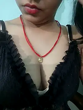 Mahira Kapoor online show from September 16, 8:33 am