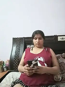 aliya-jaan71 online show from July 21, 4:41 pm