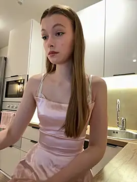 FriendlyFire 18 online show from November 20, 8:54 pm