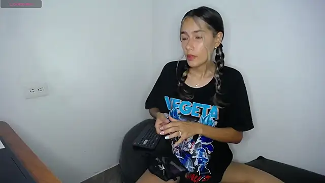 Amber Miiller2 online show from November 20, 9:49 pm