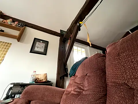 PeridotPrincessOfficial online show from November 6, 6:47 pm