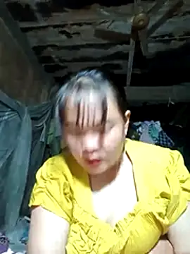 emilyzz online show from May 3, 1:53 am