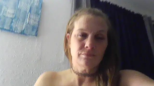 Snapshot of Ariasweetaspie chatting on October 23, 5:35 am Ariasweetaspie online show from October 23, 5:35 am