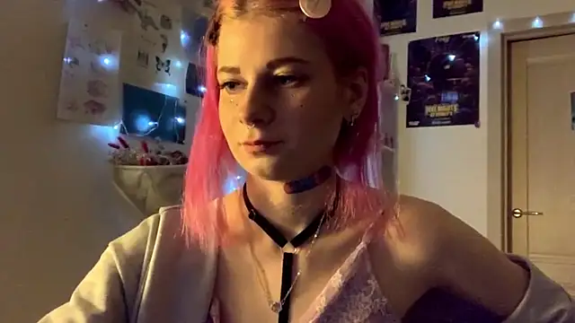 Snapshot of PinkVampire chatting on September 17, 4:16 pm PinkVampire online show from September 17, 4:16 pm