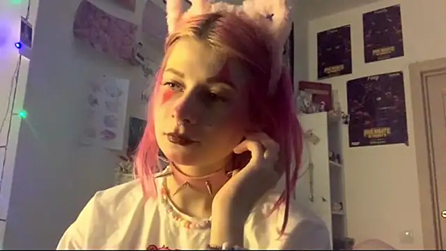 Snapshot of PinkVampire chatting on September 22, 6:50 pm PinkVampire online show from September 22, 6:50 pm