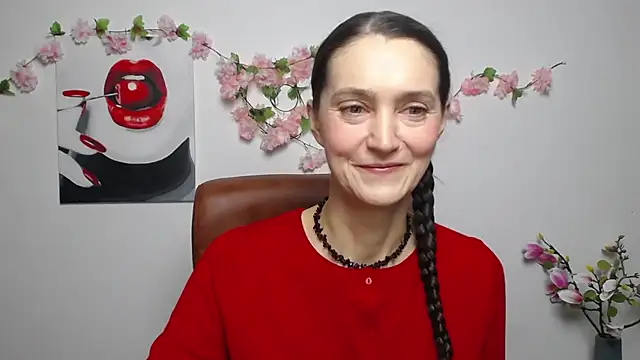 TayaFinch online show from December 1, 1:47 pm