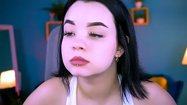 leslierowe  online show from October 3, 4:34 pm