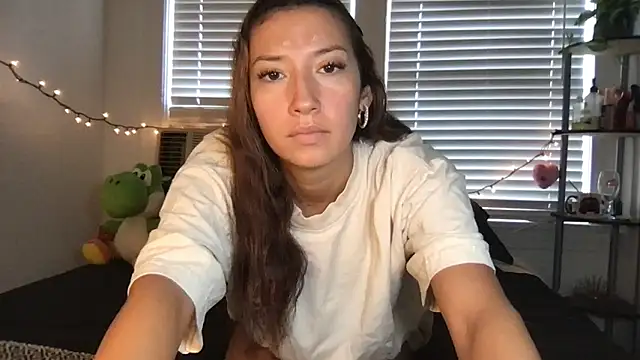 Snapshot of yoursweetestlilly chatting on October 1, 2:55 pm yoursweetestlilly online show from October 1, 2:55 pm