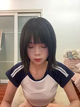 qiqi x online show from February 11, 4:30 pm