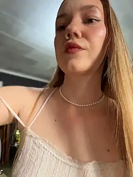 MilaMoone online show from July 9, 1:02 pm