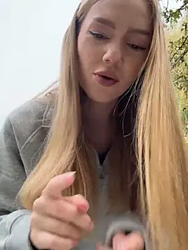 MilaMoone online show from November 9, 11:28 am