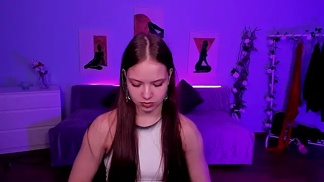 BetsyKiss online show from May 4, 5:06 pm
