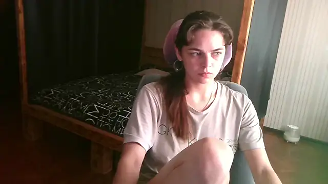EthelsLover online show from July 27, 10:56 am