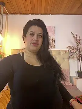 Andrea secret  online show from July 12, 1:45 pm