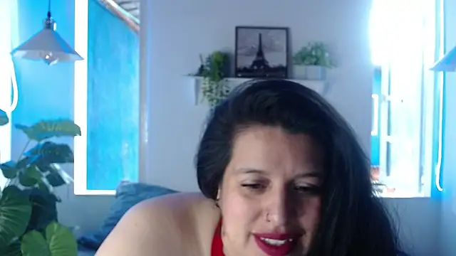 Andrea secret  online show from April 9, 2:00 pm