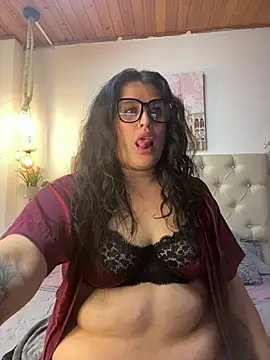 Andrea secret  online show from July 28, 6:20 pm