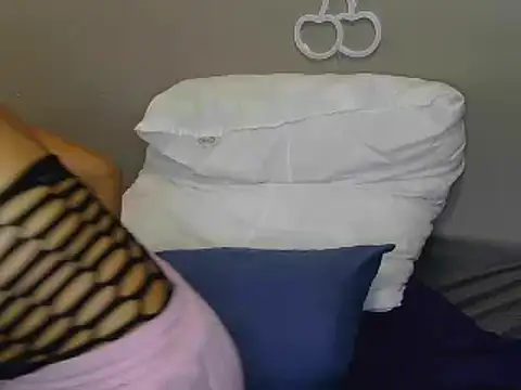 Serafynn online show from October 7, 2:32 pm