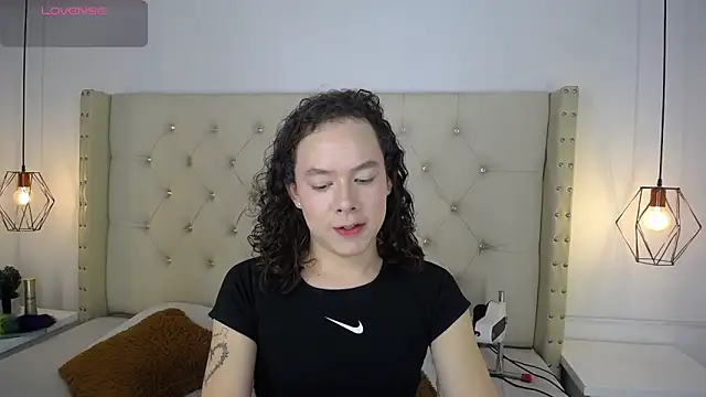 bycandy  online show from November 11, 1:19 pm