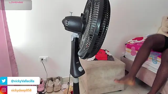 Cristal Deep ass online show from September 19, 1:43 pm