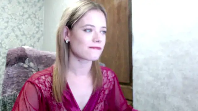 Snapshot of Kate__Loves chatting on October 6, 6:23 pm Kate Loves online show from October 6, 6:23 pm