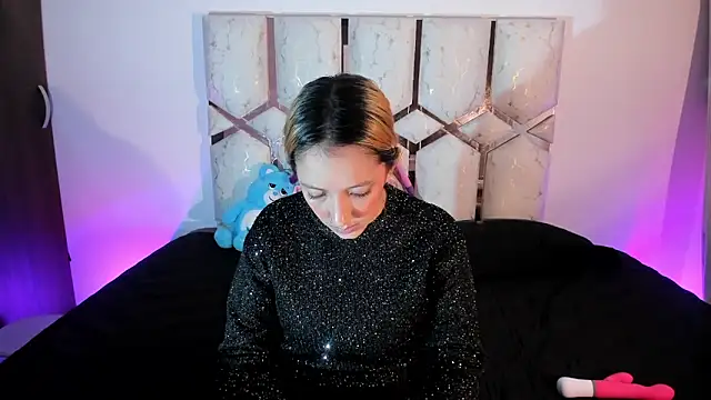 Isa klein online show from June 20, 3:54 am
