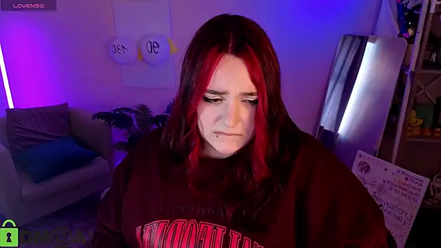Mia R0ss online show from May 4, 1:31 am