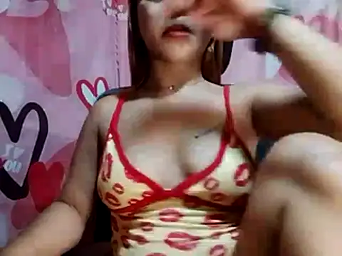 AsianKelly69 online show from July 6, 7:57 am