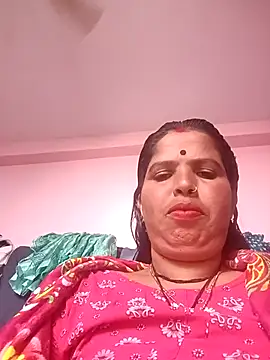 Snapshot of Hott_locky chatting on October 9, 6:39 am Hott locky online show from October 9, 6:39 am