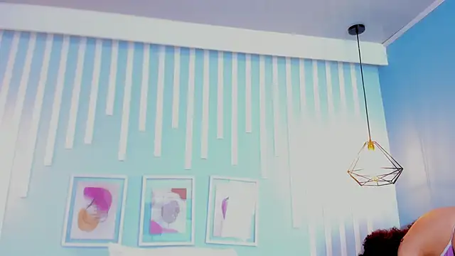 Snapshot of SweetStarr_ chatting on October 10, 12:54 pm SweetStarr online show from October 10, 12:54 pm