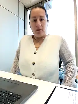 bichota85 online show from February 20, 10:28 am