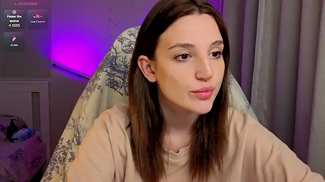 lunatale2 online show from October 21, 11:20 pm