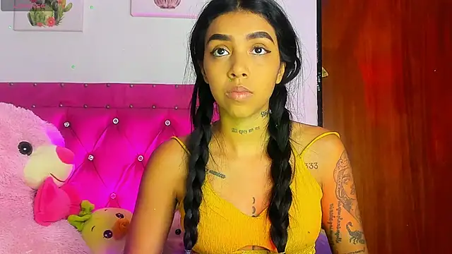 dahiiangomezz online show from September 23, 6:22 am