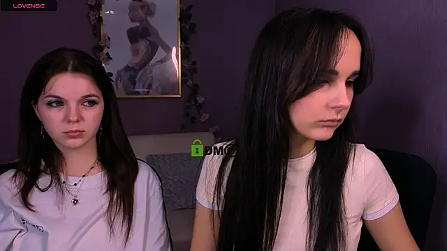 ariana ross7 online show from December 16, 8:15 pm