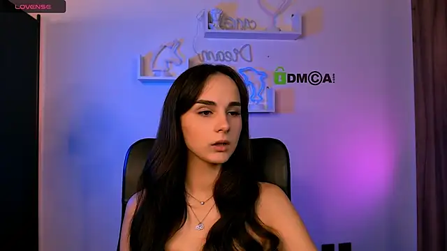 ariana ross7 online show from July 20, 7:03 pm